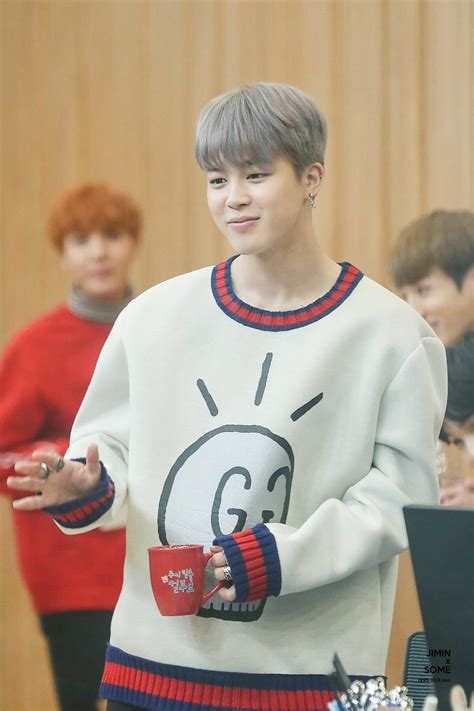 bts taehyung gucci sweater